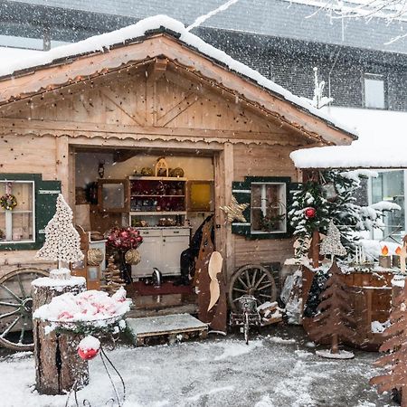 Hotel Youhey Am Wolfgangsee Щробл Екстериор снимка