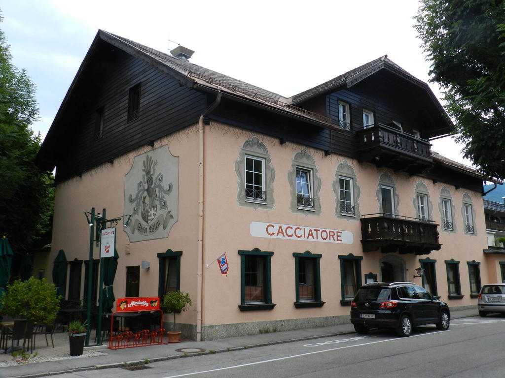 Hotel Youhey Am Wolfgangsee Щробл Екстериор снимка