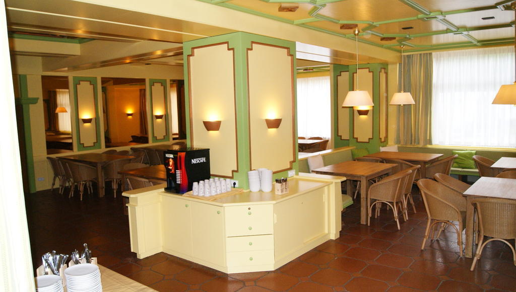 Hotel Youhey Am Wolfgangsee Щробл Екстериор снимка