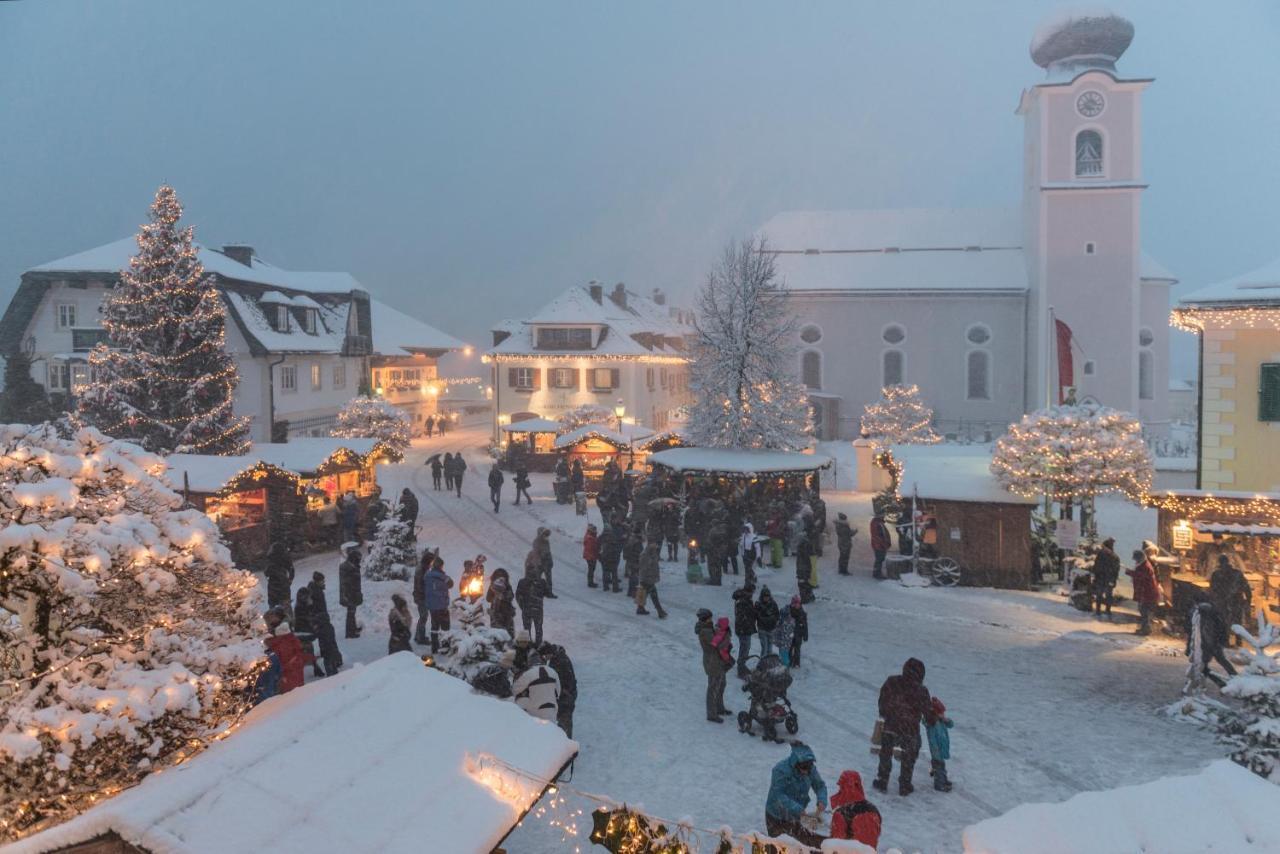 Hotel Youhey Am Wolfgangsee Щробл Екстериор снимка